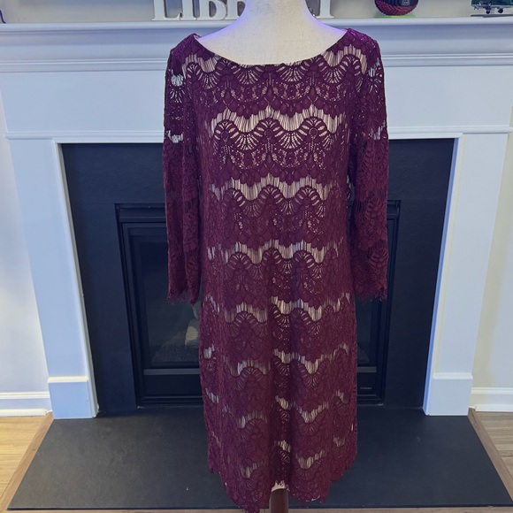 Jessica Howard Dresses & Skirts - Jessica Howard Lace Overlay Sheath Dress – Burgundy Wine – Size 16